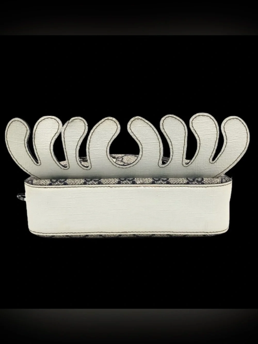 Authentic Gucci Monogram Octopus Purse RARE COA Included - Picture 3 of 8